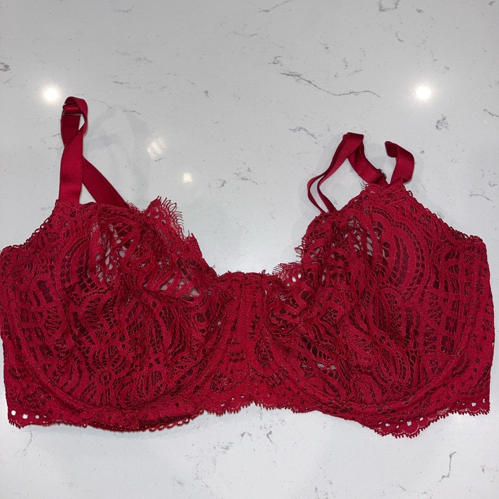 Victoria’s Secret 36DDD unlined demi bra for sale ❤️